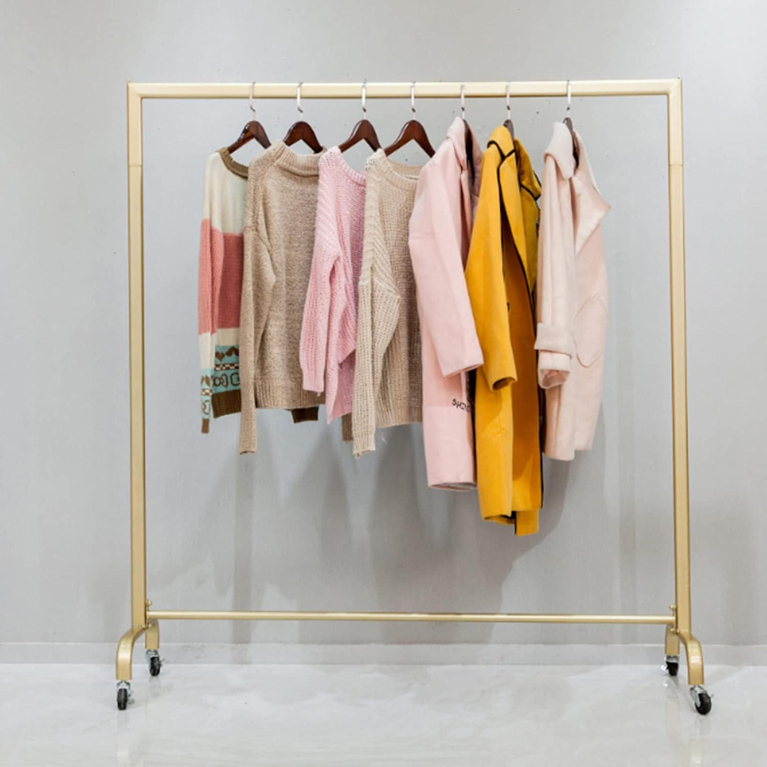 Heavy Duty Coat Rack, Garment Rack Modern Clothes Rail On Wheels, Gold Metal Clothing Rack for Hanging Clothes, Freestanding Hangers for Bedrooms and Boutiques (150X40X165CM)