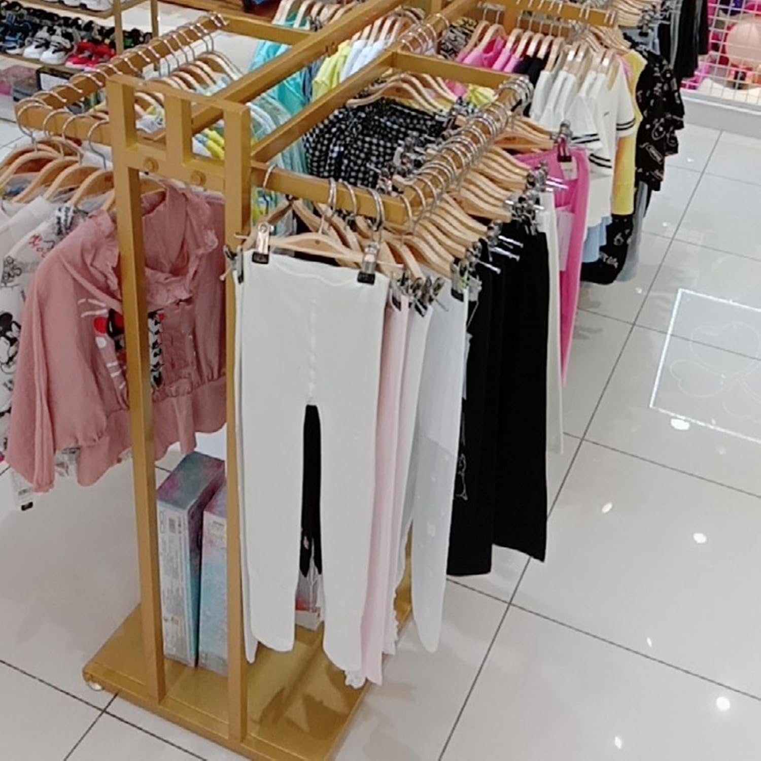 Heavy Duty Pipe Clothes Rack, Clothing Display Stand for Boutiques/Retail Shops/Home Storage, Clothing Store Modern Garment Rack with Shelf, Free Standing Metal Garment Rack Suit Shirt display stand