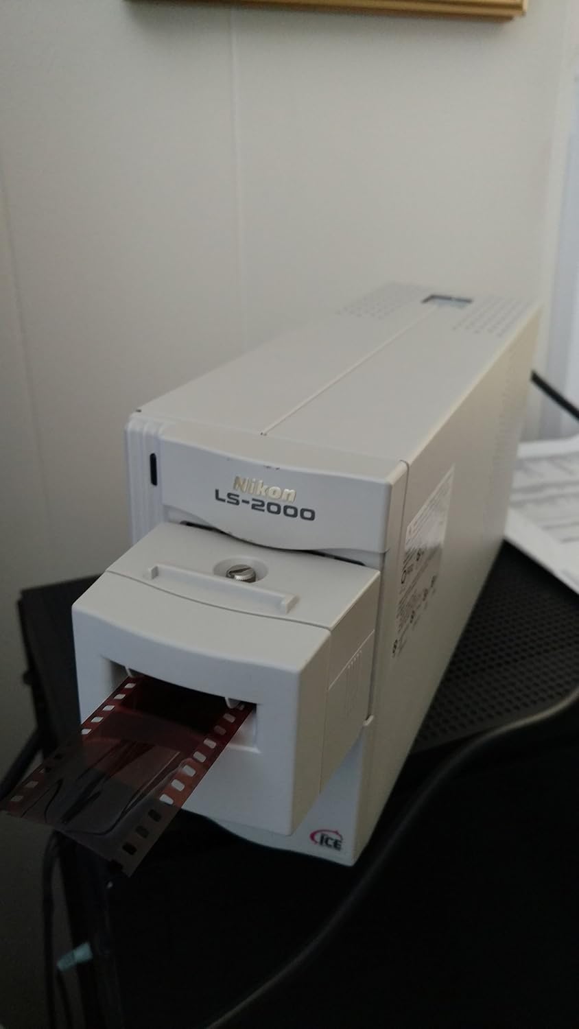 Nikon LS-2000 Super CoolScan Film Scanner (PC/Mac)